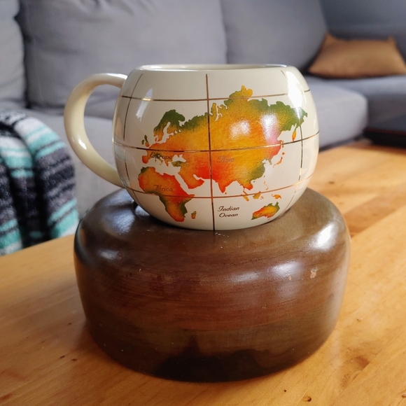 1993 FTD Globe Mug - Picture 1 of 6